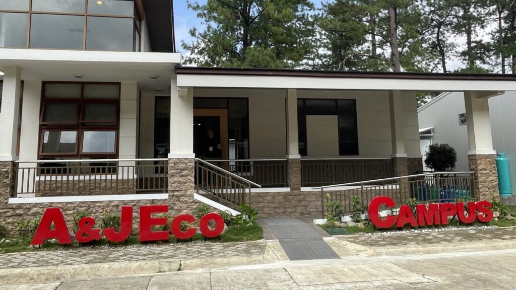 A&J ecoキャンパス（バギオ留学）