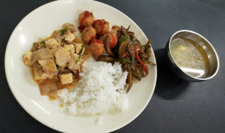We Academy昼食・夕食