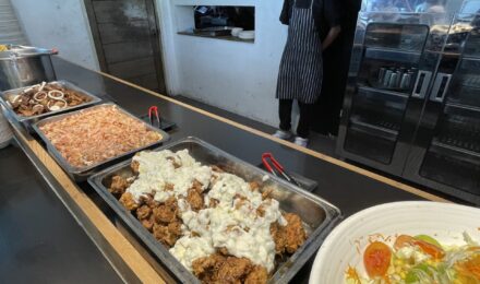 EVアカデミーの食事