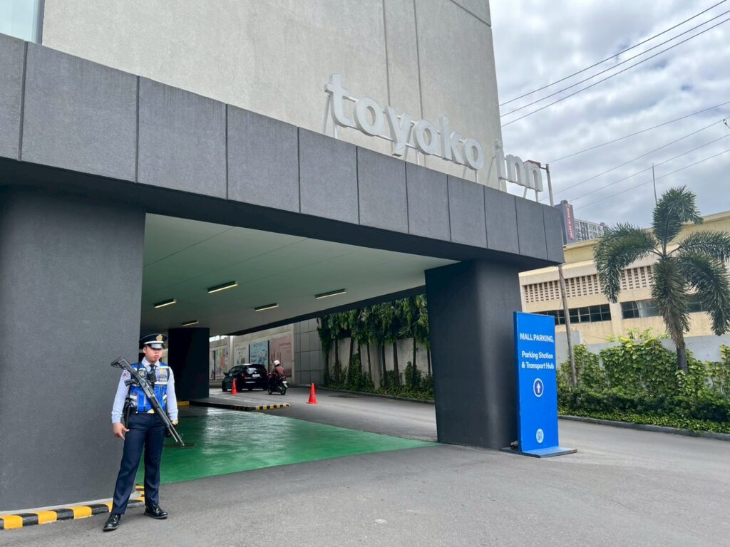 東横INNセブ（Toyoko Inn Cebu）入口